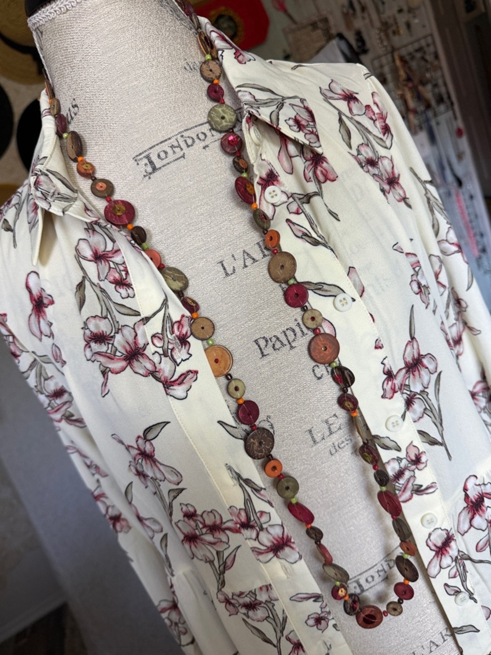 Multicolor Button-Style Long Necklace 22" long lightweight NWOT Boho - Picture 2 of 6